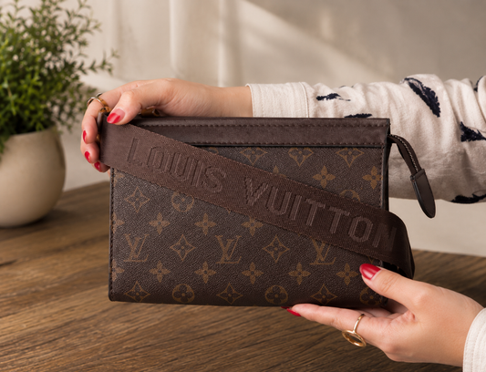 Everyday Brown Clutch