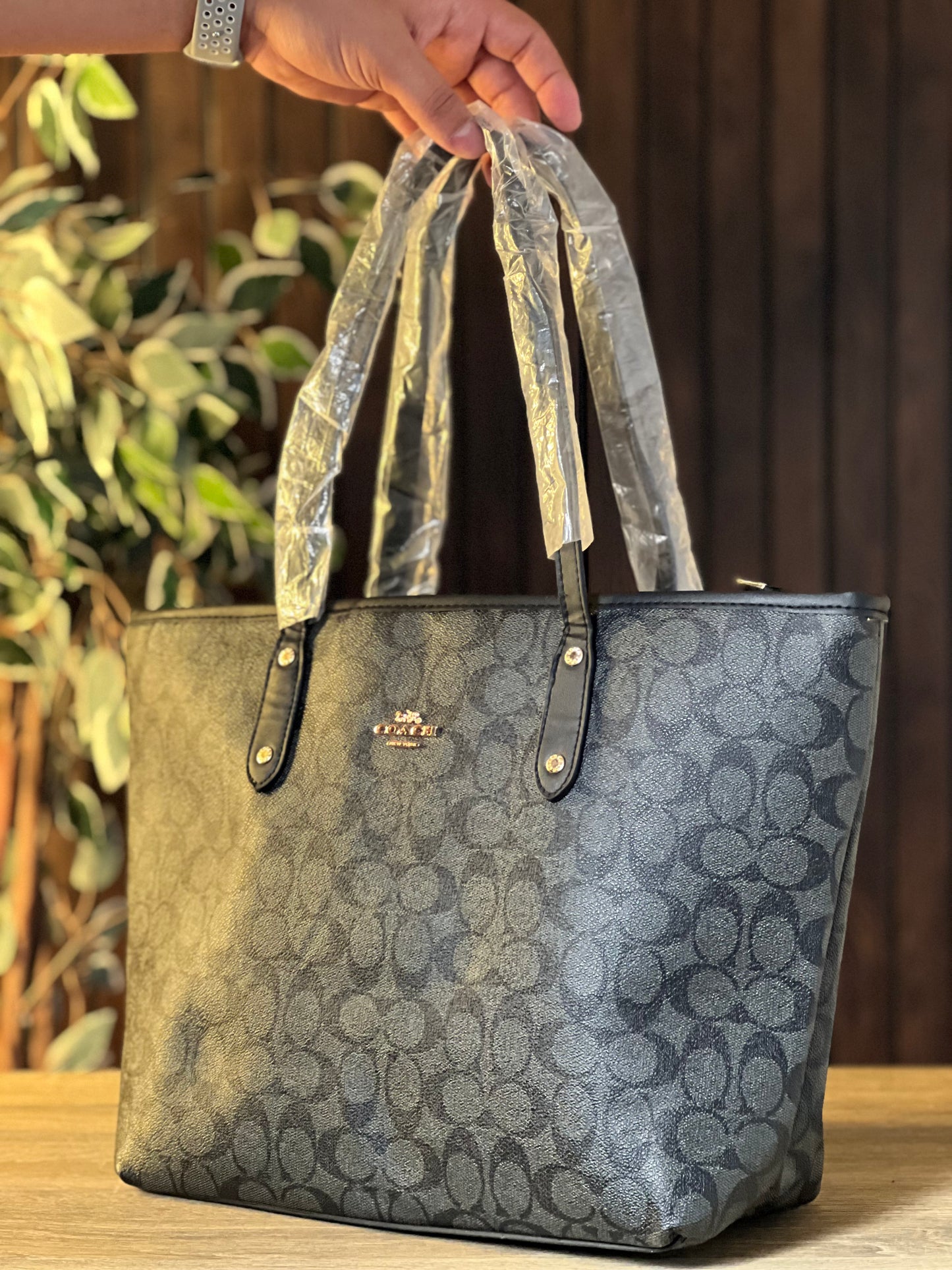 Classy Black Tote